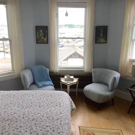 Harrington House Bed & Breakfast